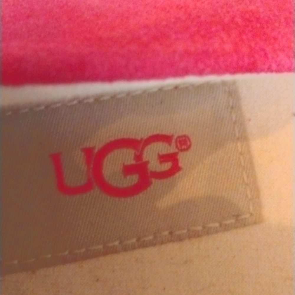 ♥️UGG SHOES ♥️ - Picture 6 of 9